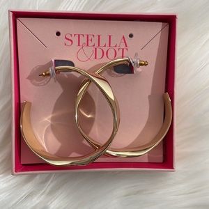 Stella & Dot Twist Hoop Large Shiny Gold Earrings NIB NWT